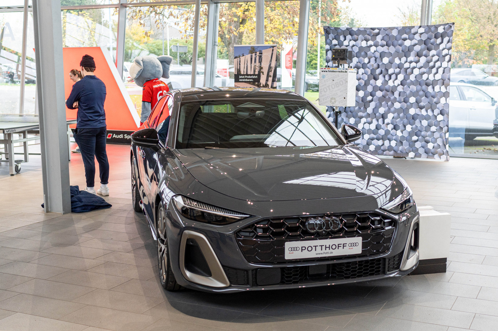 Hamm schaltet hoch auf 5! Die sportliche Premiere des neuen Audi A5 im Autohaus POTTHOFF.