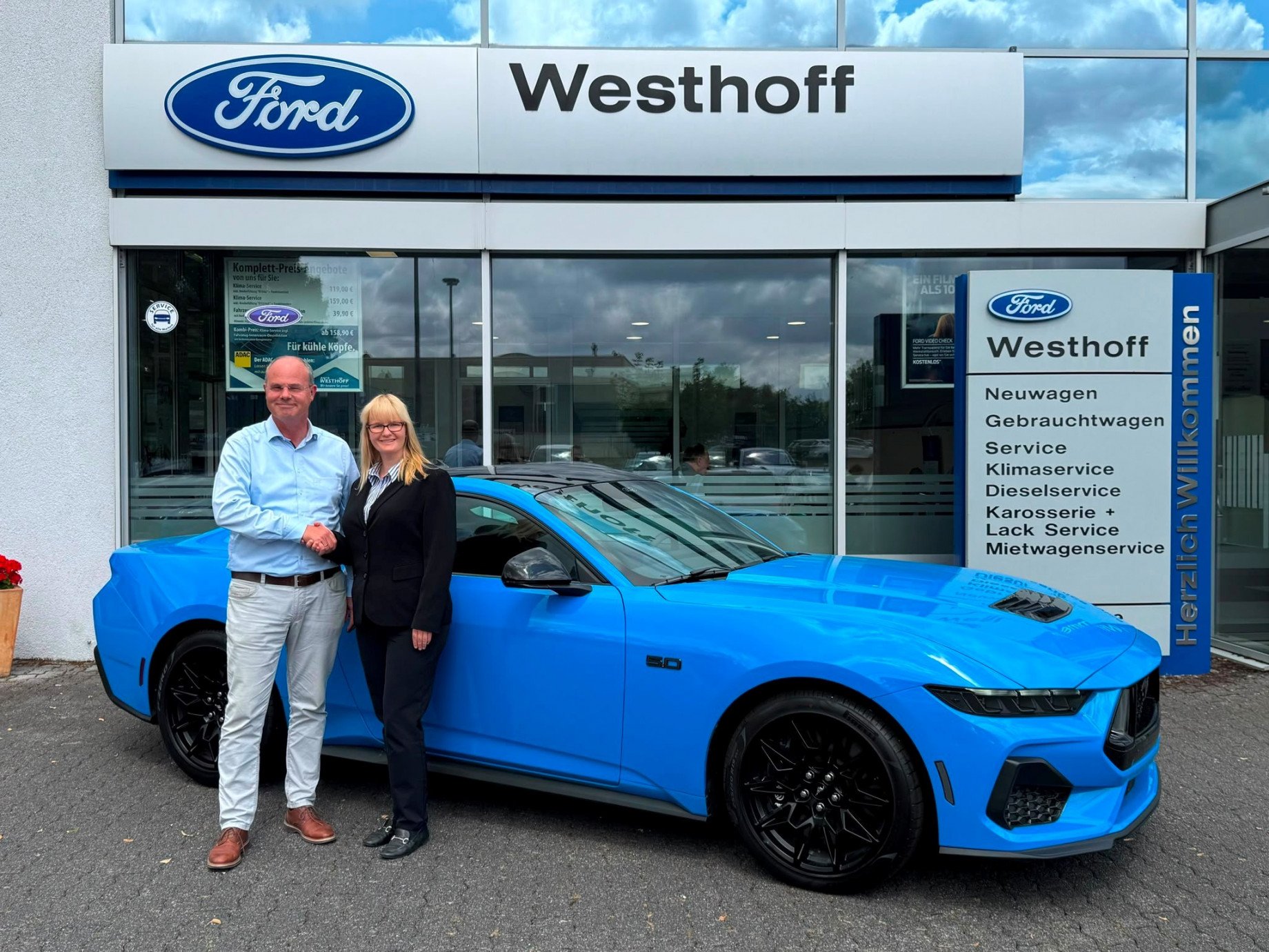 Autohaus POTTHOFF übernimmt Ford Westhoff und baut Standort weiter aus.