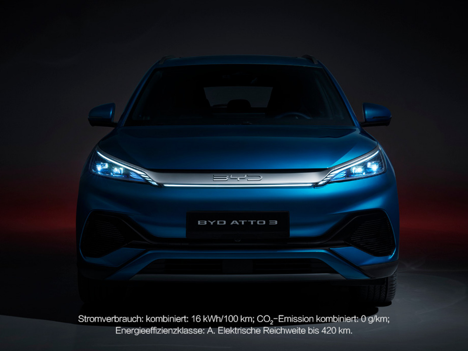 Illustration: POTTHOFF bewegt elektrisch – jetzt brandneu bei uns, der BYD ATTO 3 voller Energie und Stil!