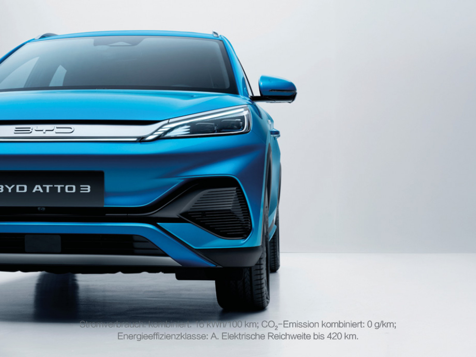 Illustration: POTTHOFF bewegt elektrisch – jetzt brandneu bei uns, der BYD ATTO 3 voller Energie und Stil!