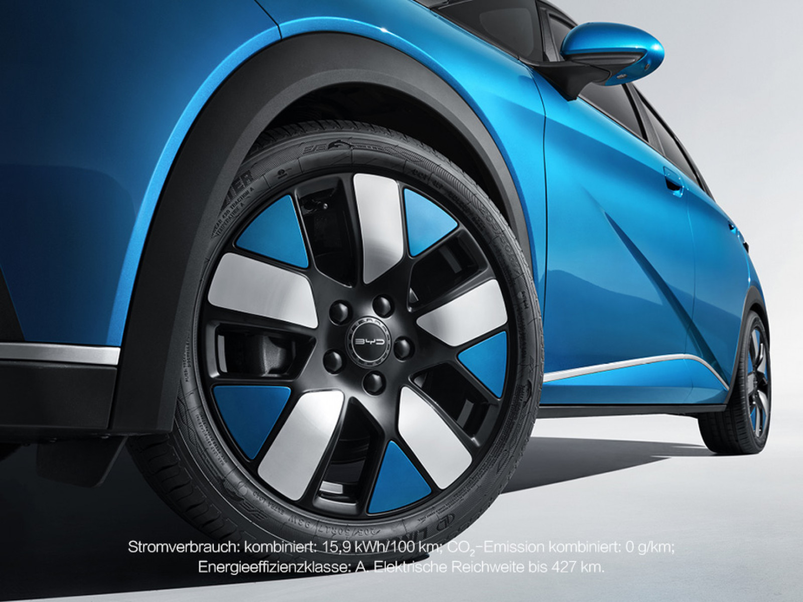 Illustration: Für alle, die das urbane Leben lieben – bei POTTHOFF wird mit dem BYD DOLPHIN jede Fahrt zum Statement für moderne Mobilität.