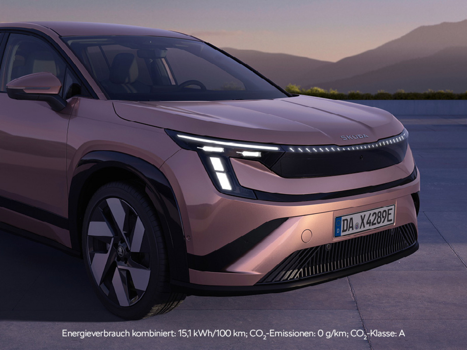 Illustration: Sind Sie bereit für den Gipfel? Der Škoda Peaq im Privat- und Gewerbeleasing ab 279,- €¹ im Autohaus POTTHOFF.