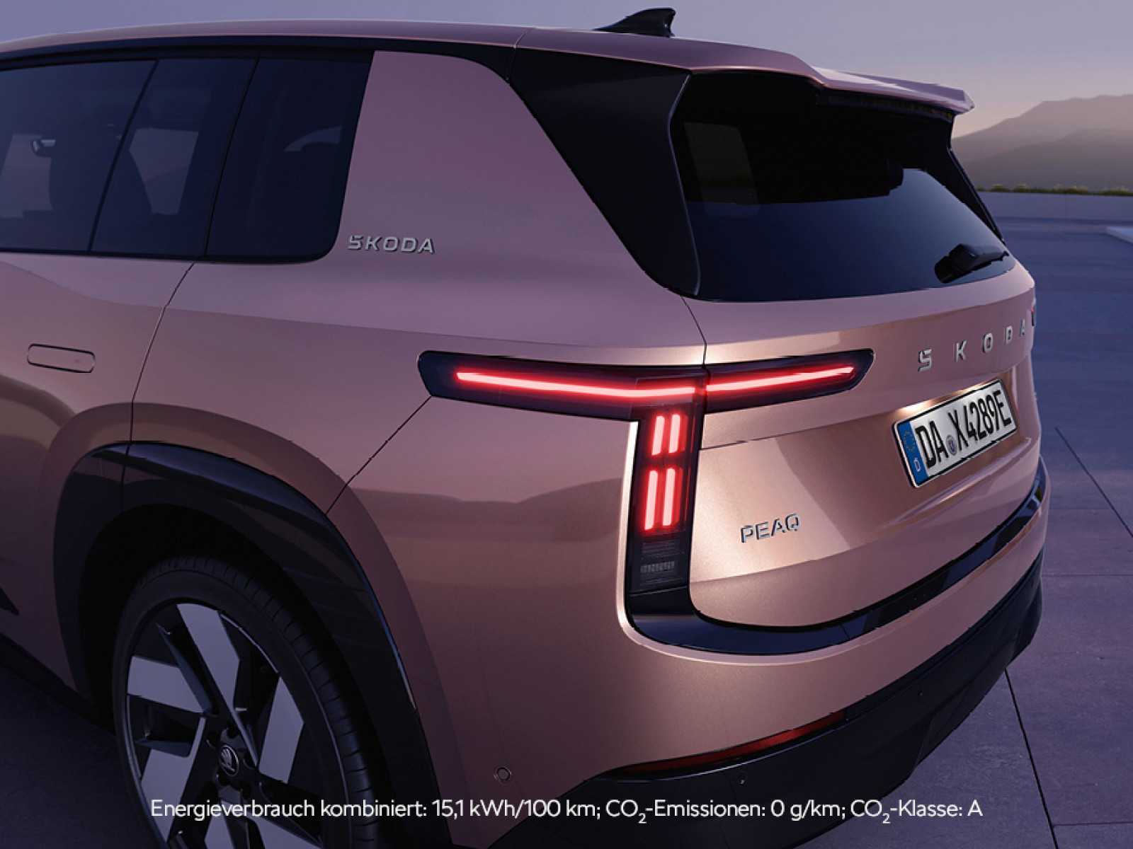 Illustration: Sind Sie bereit für den Gipfel? Der Škoda Peaq im Privat- und Gewerbeleasing ab 279,- €¹ im Autohaus POTTHOFF.