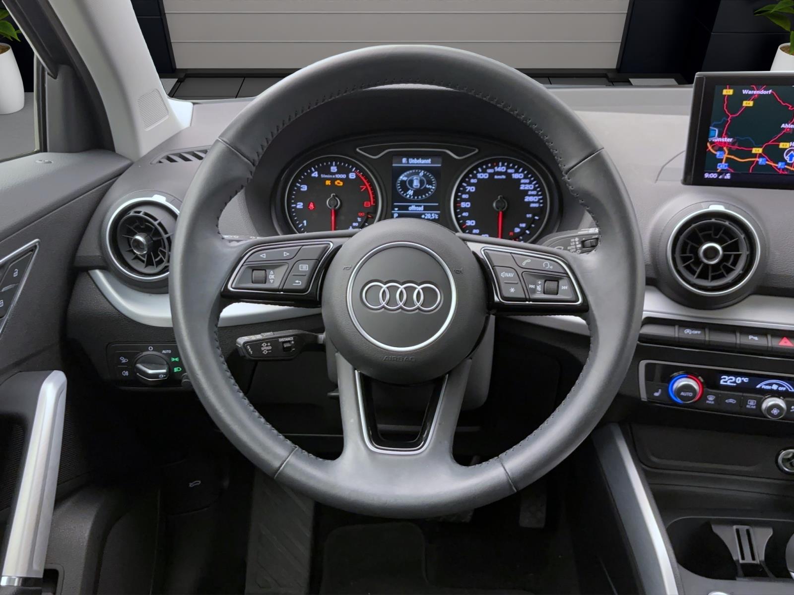 Audi Q2 35 TFSi sportLED Pano ACC