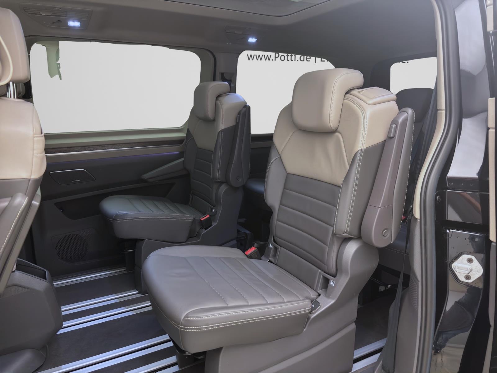 Volkswagen T7 Multivan 2.0 TSI DSG STYLE STANDHZG AHK PANO IQ.LIGHT