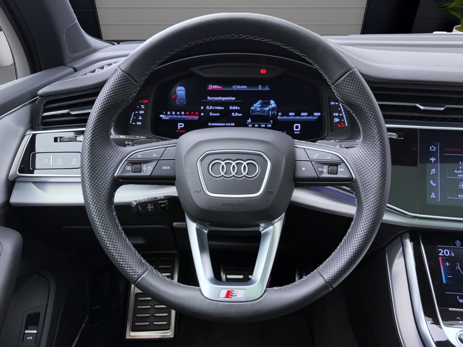 Audi Q7 55 TFSI q S line Matrix Pano ACC BuO