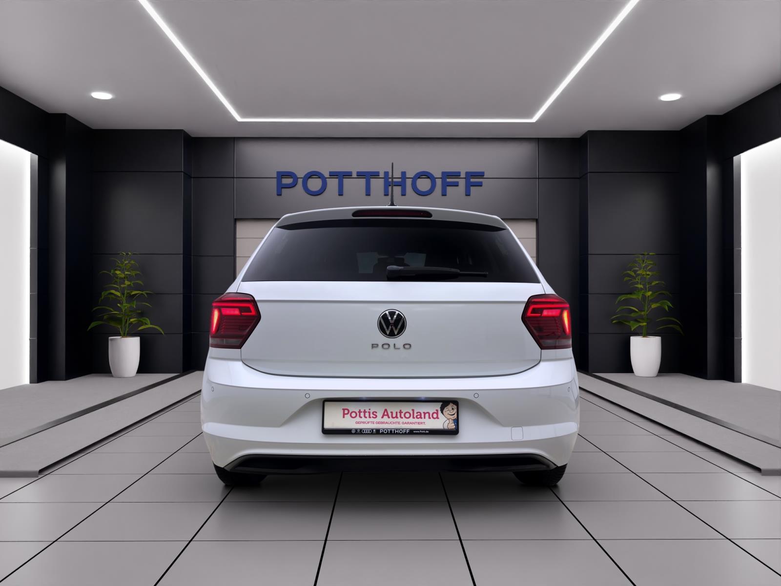 Volkswagen Polo 1.0 TSI HIGHLINE NAVI KLIMA PDC LED