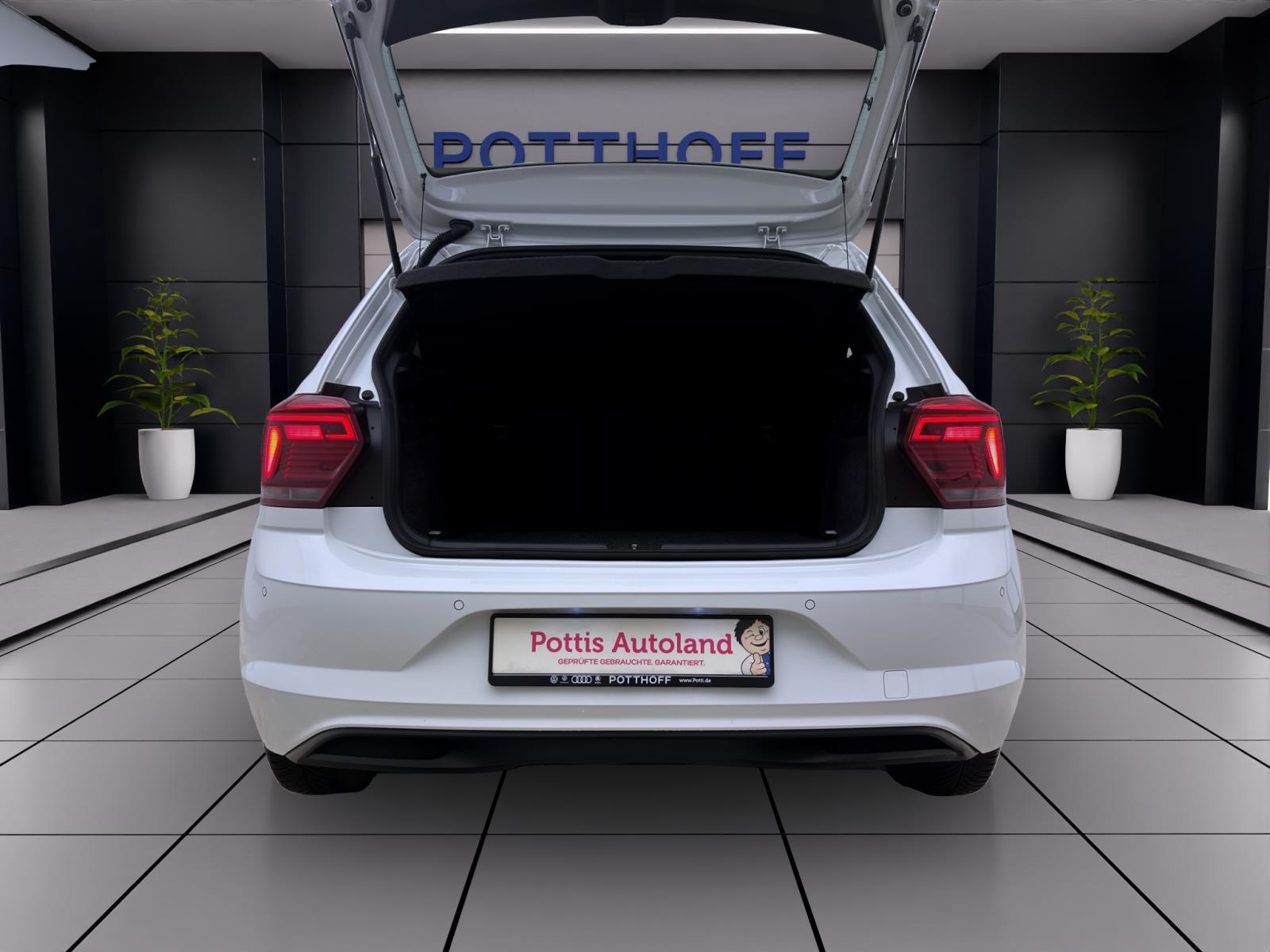 Volkswagen Polo 1.0 TSI HIGHLINE NAVI KLIMA PDC LED