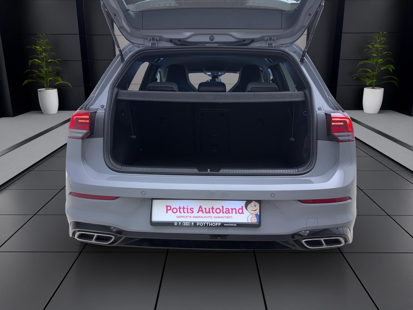 Volkswagen Golf 8 1.5 eTSI DSG R-LineAHK ACC PDC Kamera LED Navi Sitzhzg