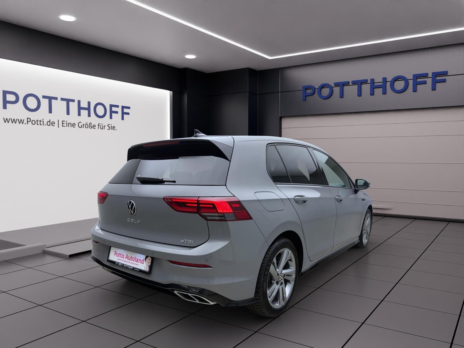 Volkswagen Golf 8 1.5 eTSI DSG R-LineAHK ACC PDC Kamera LED Navi Sitzhzg