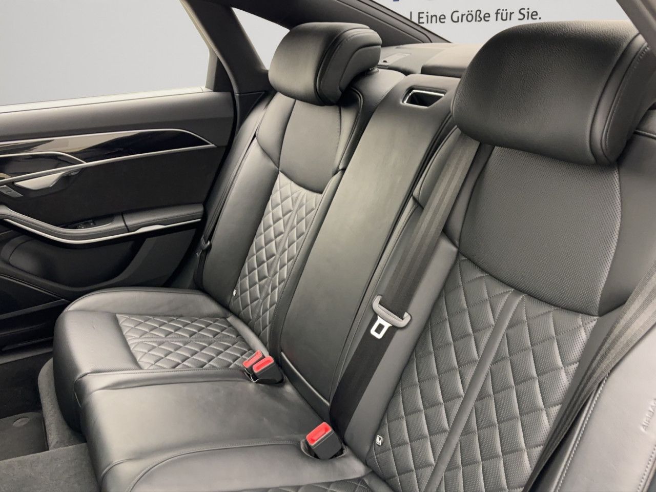 Audi A8 60 TFSie q Pano Matrix HUD