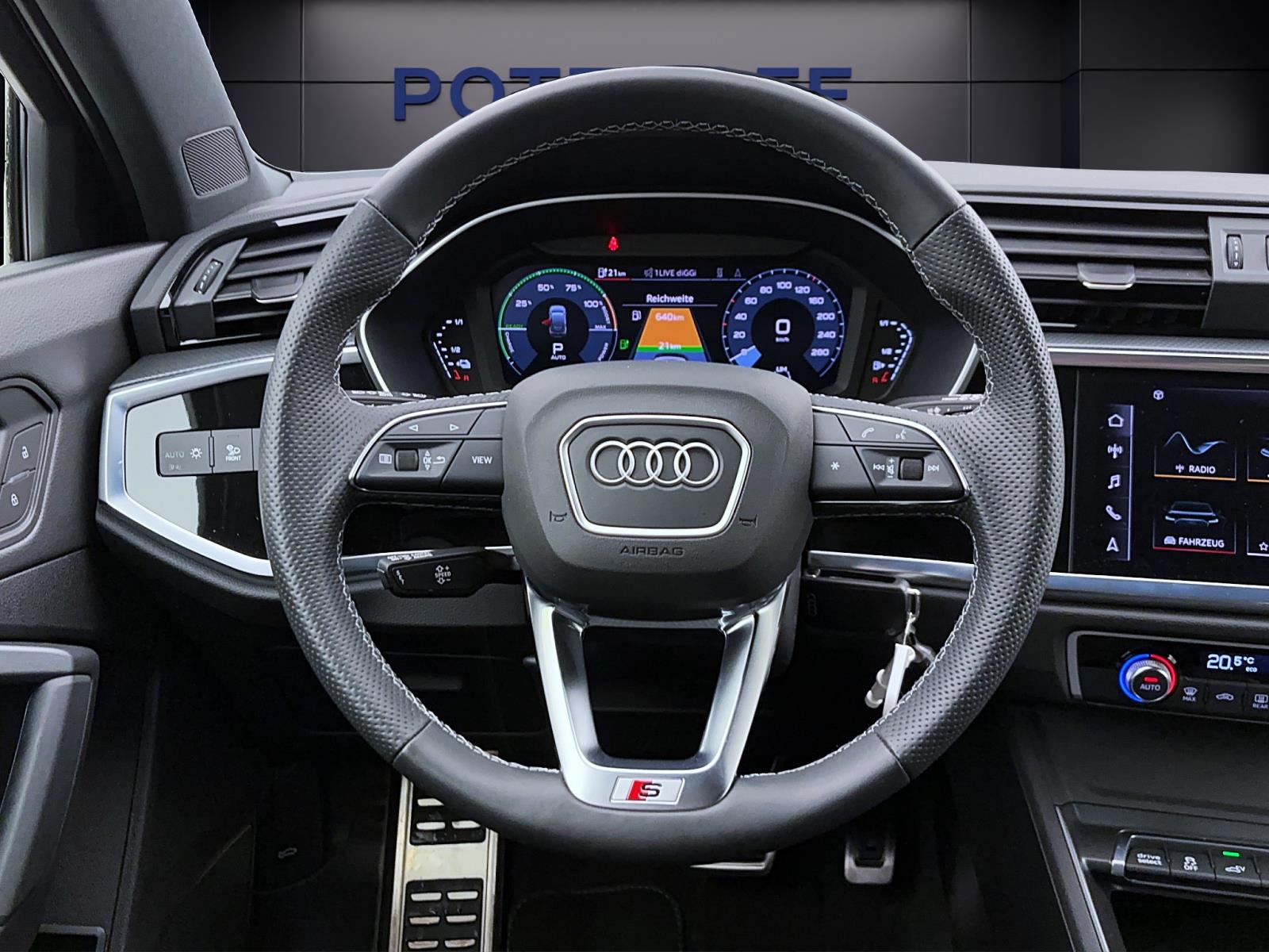 Audi Q3 Sportback 45 TFSIe S LINE MATRIX NAVI+ GRA PDC
