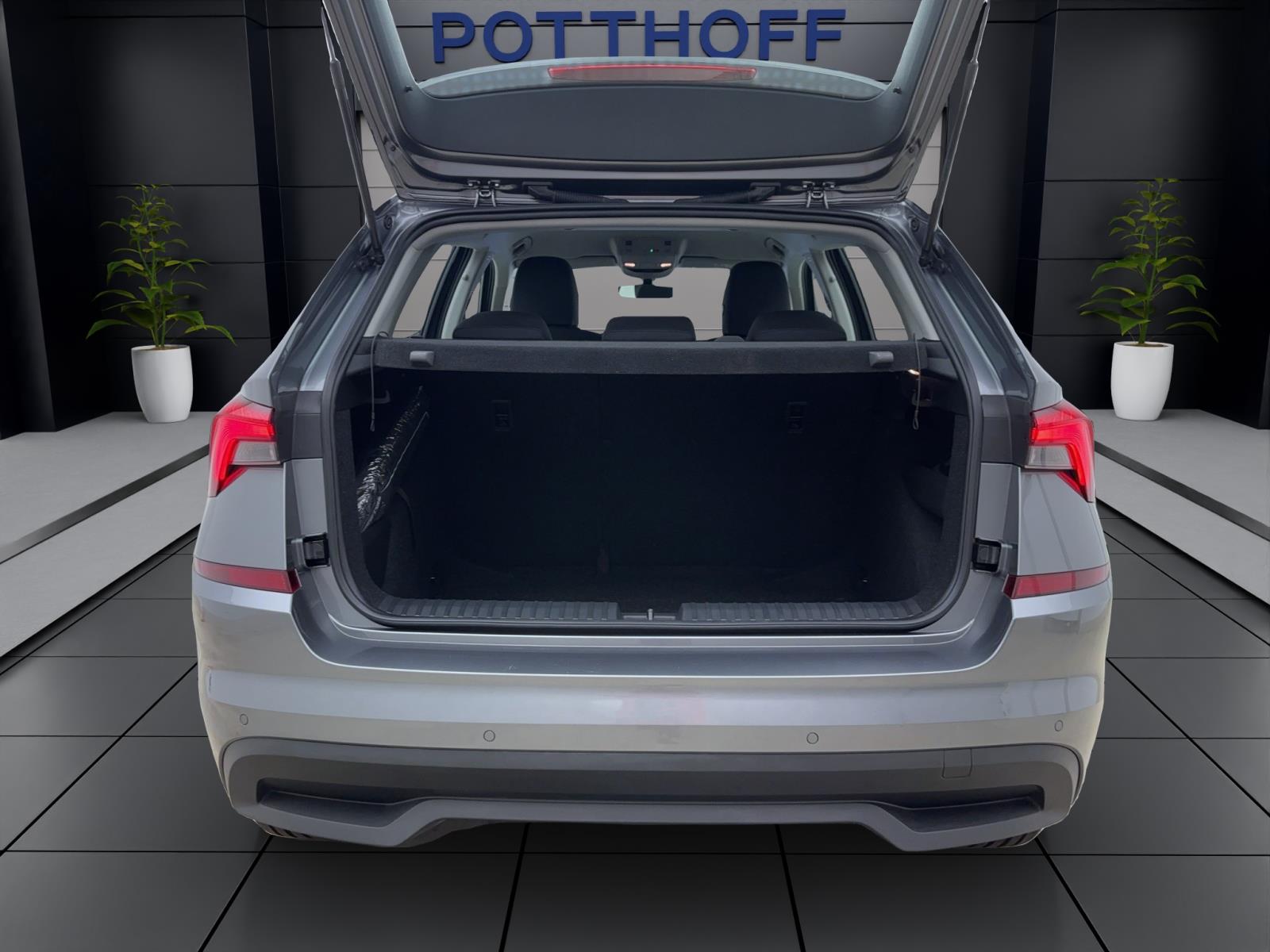 Skoda Kamiq 1.0 TSI DSG Active PDC LED SmartLink Sitzhzg