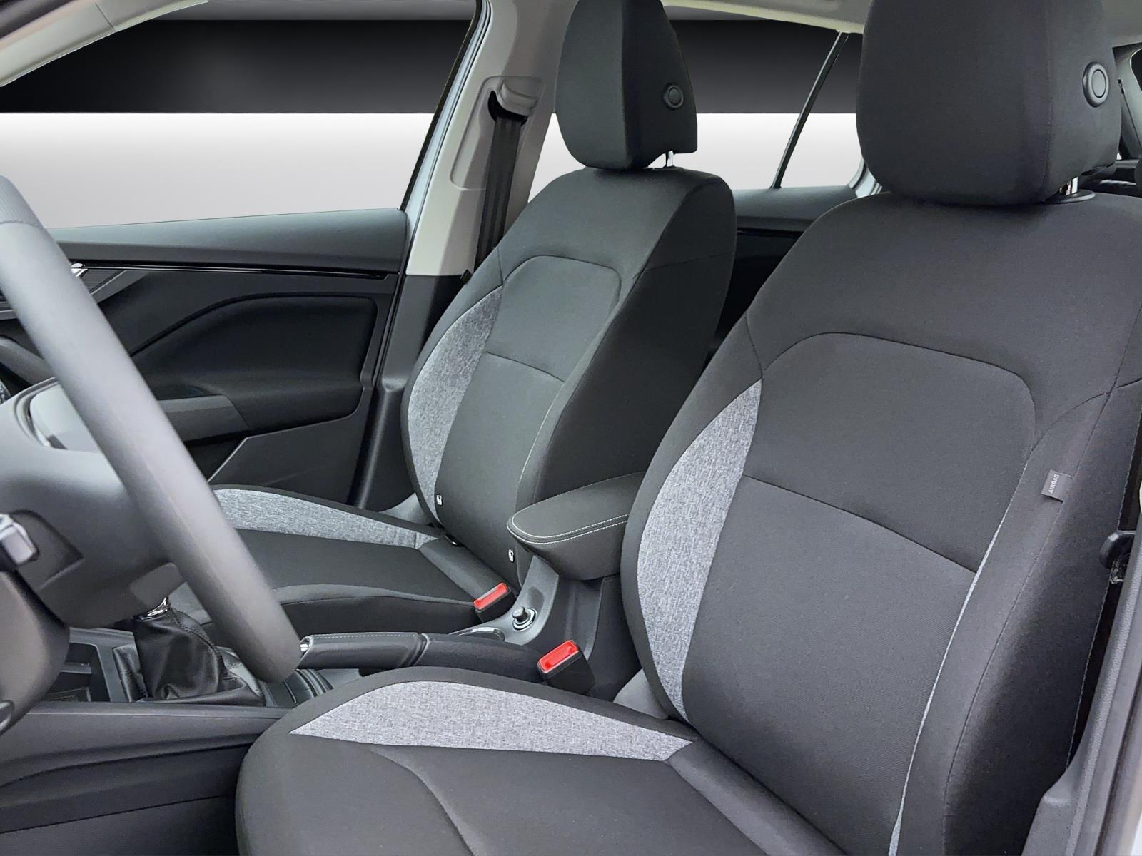 Skoda Kamiq 1.0 TSI DSG ActivePDC LED SmartLink Sitzhzg