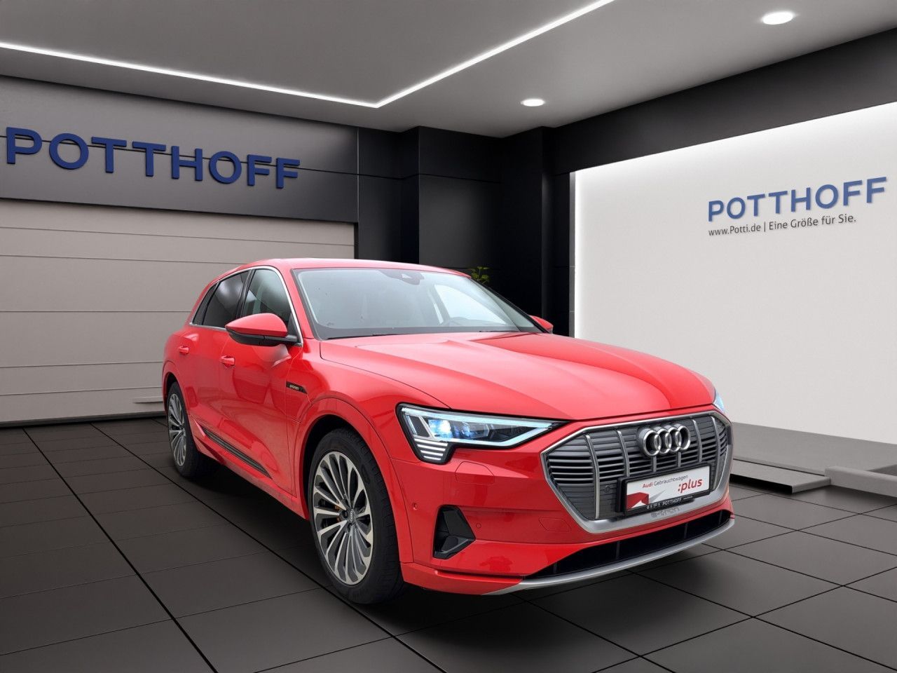 Audi e-tron 55 q. advancedAHK Pano 21Zoll
