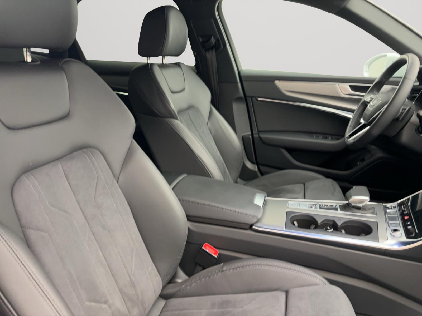 Audi A6 Avant 40 TDI sportAHK ACC PDC LED Navi Sitzhzg