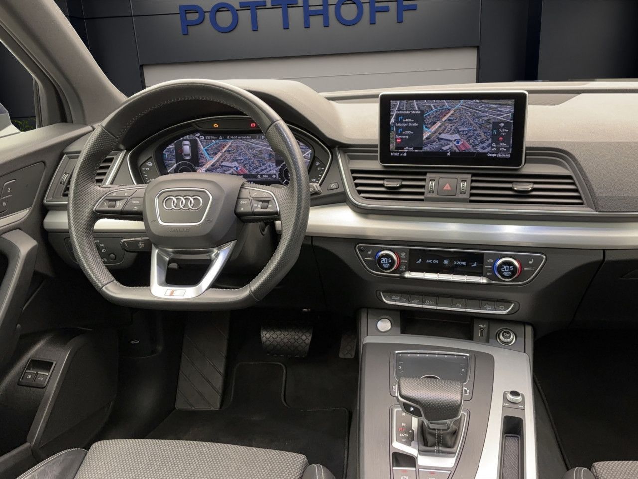 Audi Q5 50 TFSie q. sport S-lineMatrix Pano NaviPlus