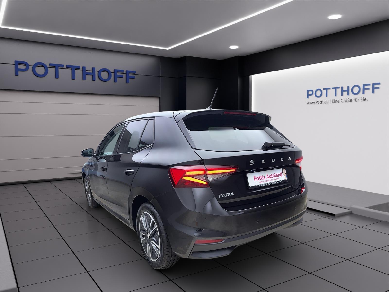 Skoda Fabia 1.0 MPI Tour PDC Kamera LED Navi Sitzhzg VirtCockpit