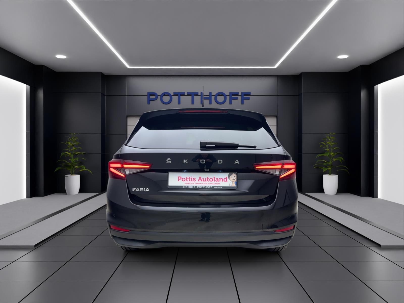 Skoda Fabia 1.0 MPI Tour PDC Kamera LED Navi Sitzhzg VirtCockpit