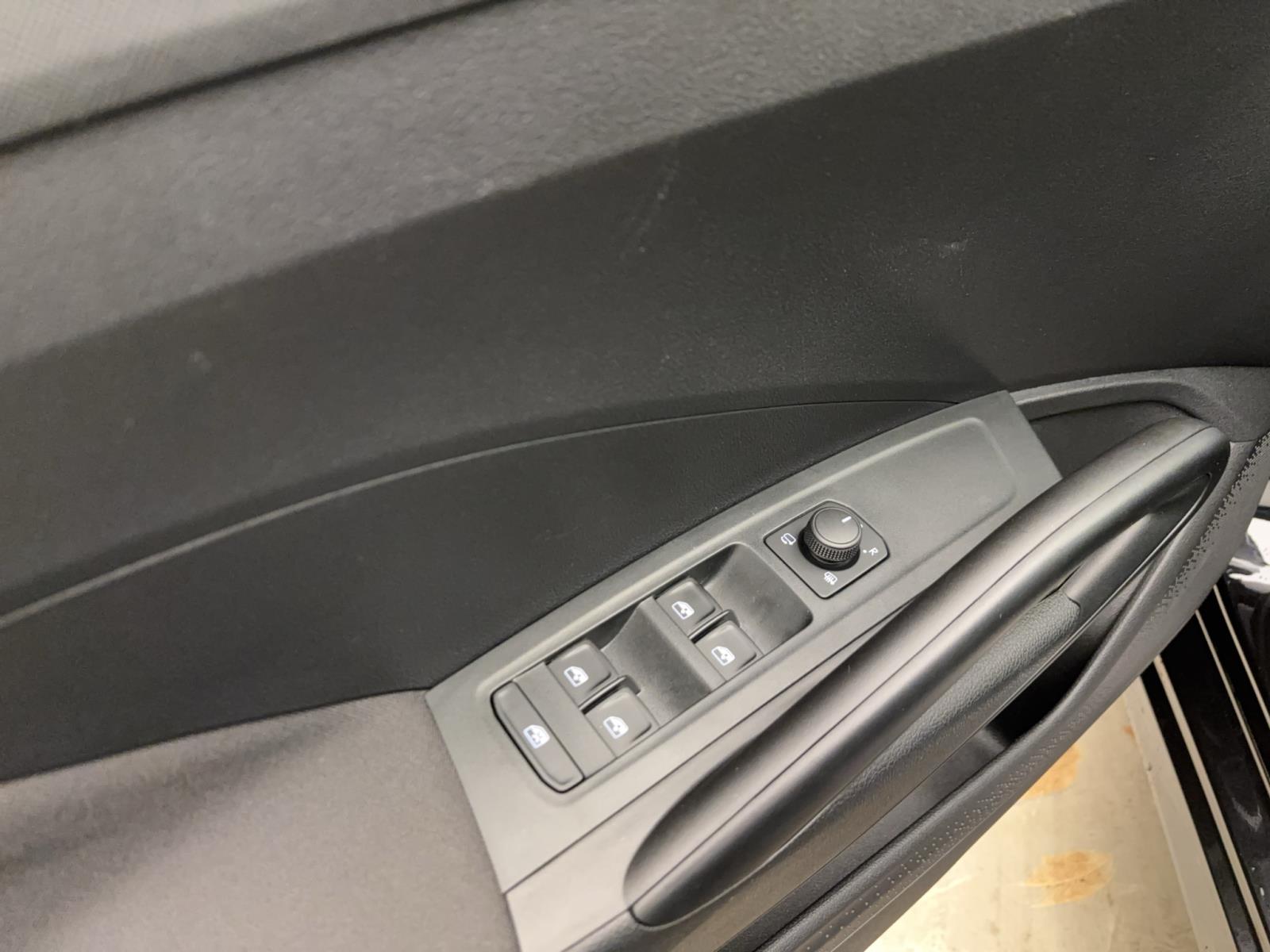 Skoda Fabia 1.0 MPI Tour PDC Kamera LED Navi Sitzhzg VirtCockpit