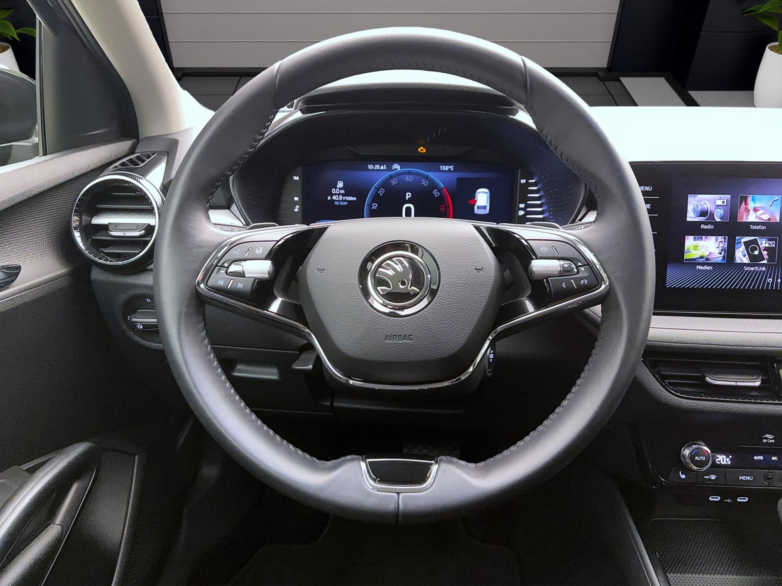 Skoda Fabia 1.0 MPI Tour PDC Kamera LED Navi Sitzhzg VirtCockpit