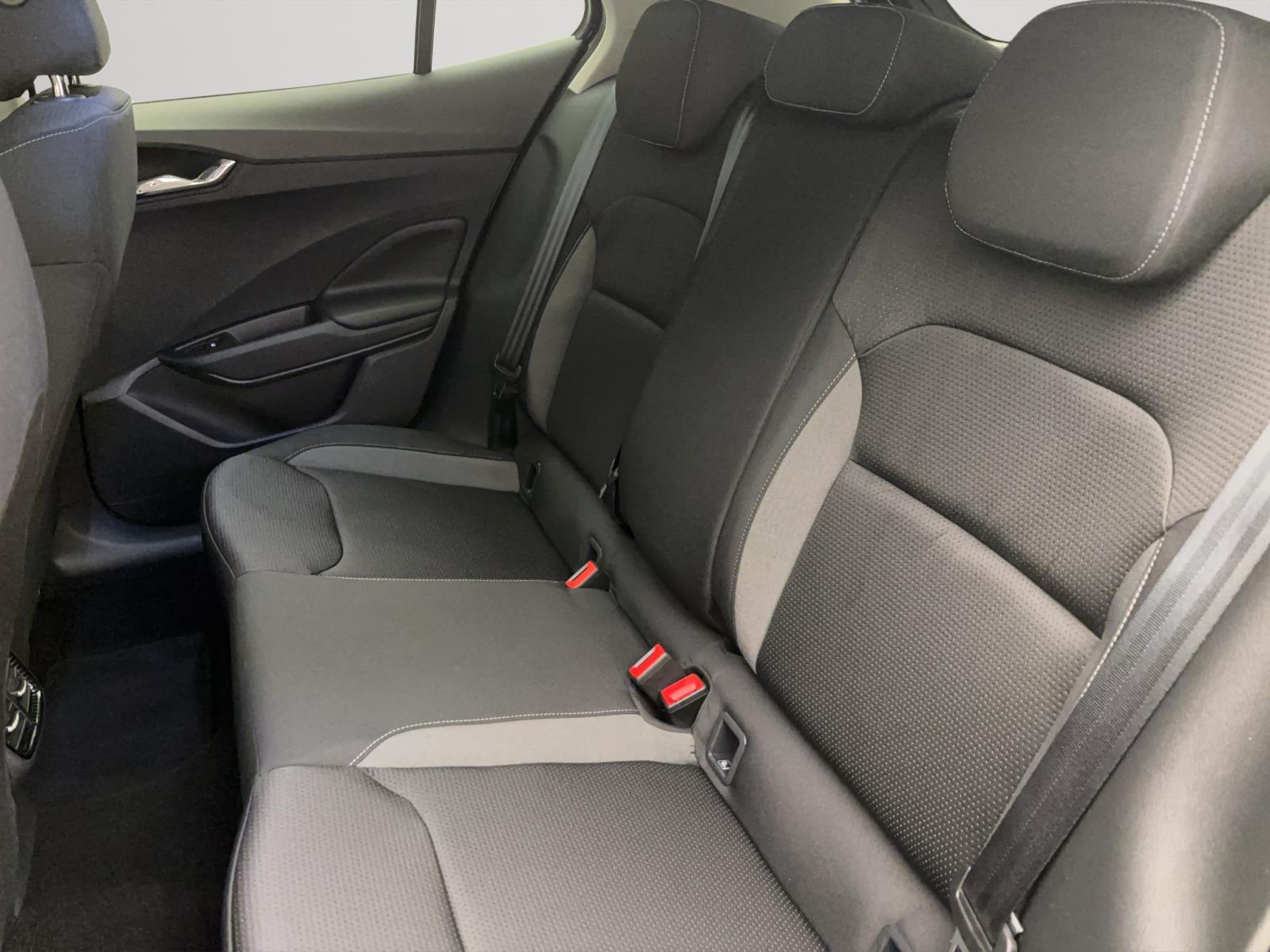 Skoda Fabia 1.0 MPI Tour PDC Kamera LED Navi Sitzhzg VirtCockpit