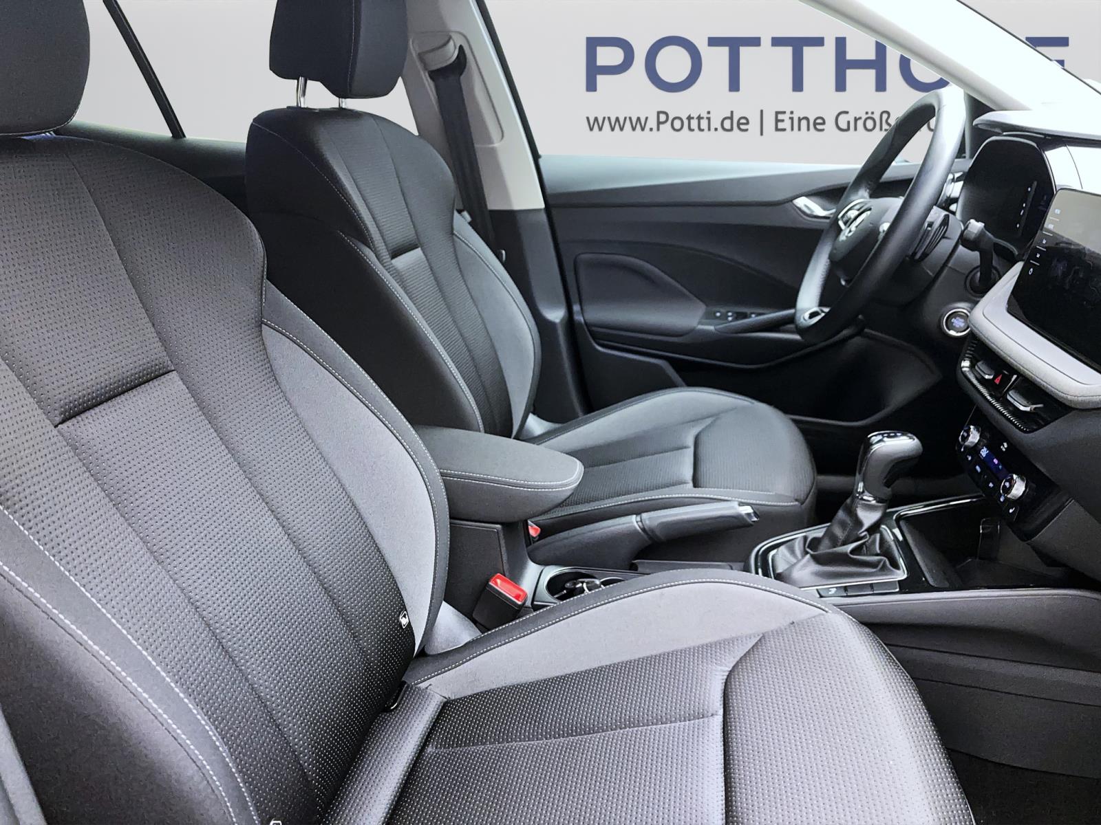 Skoda Fabia 1.0 MPI Tour PDC Kamera LED Navi Sitzhzg VirtCockpit