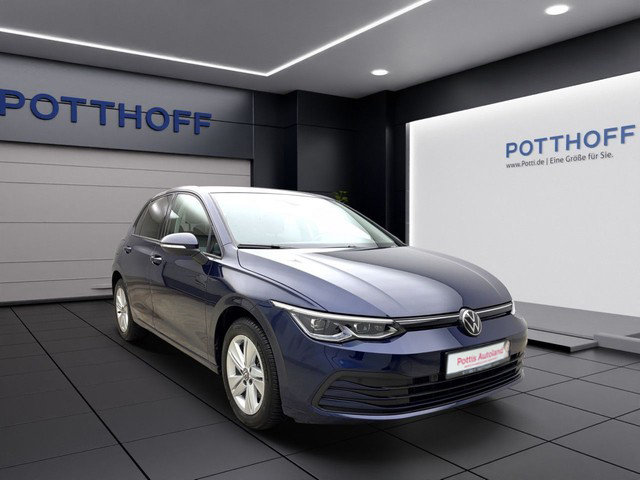 Volkswagen Golf 8 1.5 TSI Life PDC Kamera LED Navi App-Connect