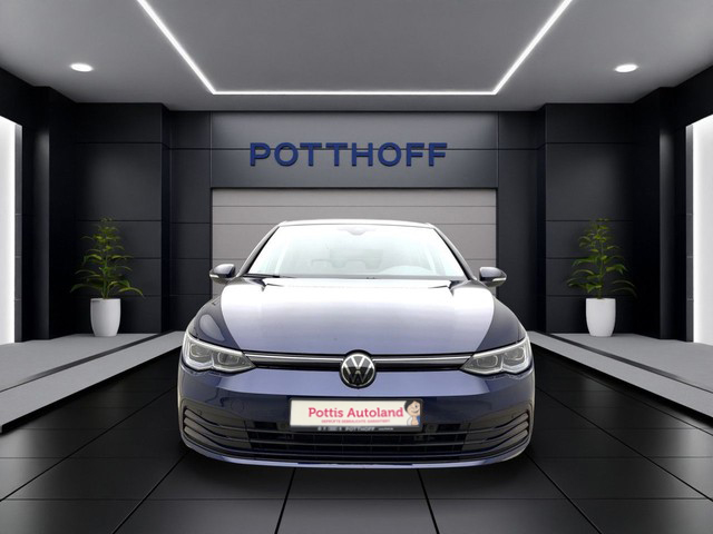 Volkswagen Golf 8 1.5 TSI Life PDC Kamera LED Navi App-Connect