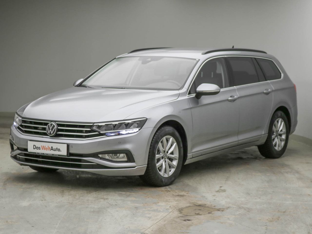 Volkswagen Passat Variant 2.0 TDI DSG BusinessAHK ACC PDC LED Navi App-Connect