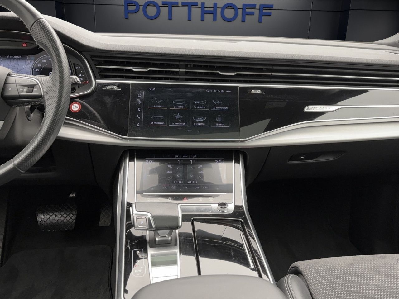 Audi Q7 55 TFSie q. S-linePano AHK Matrix