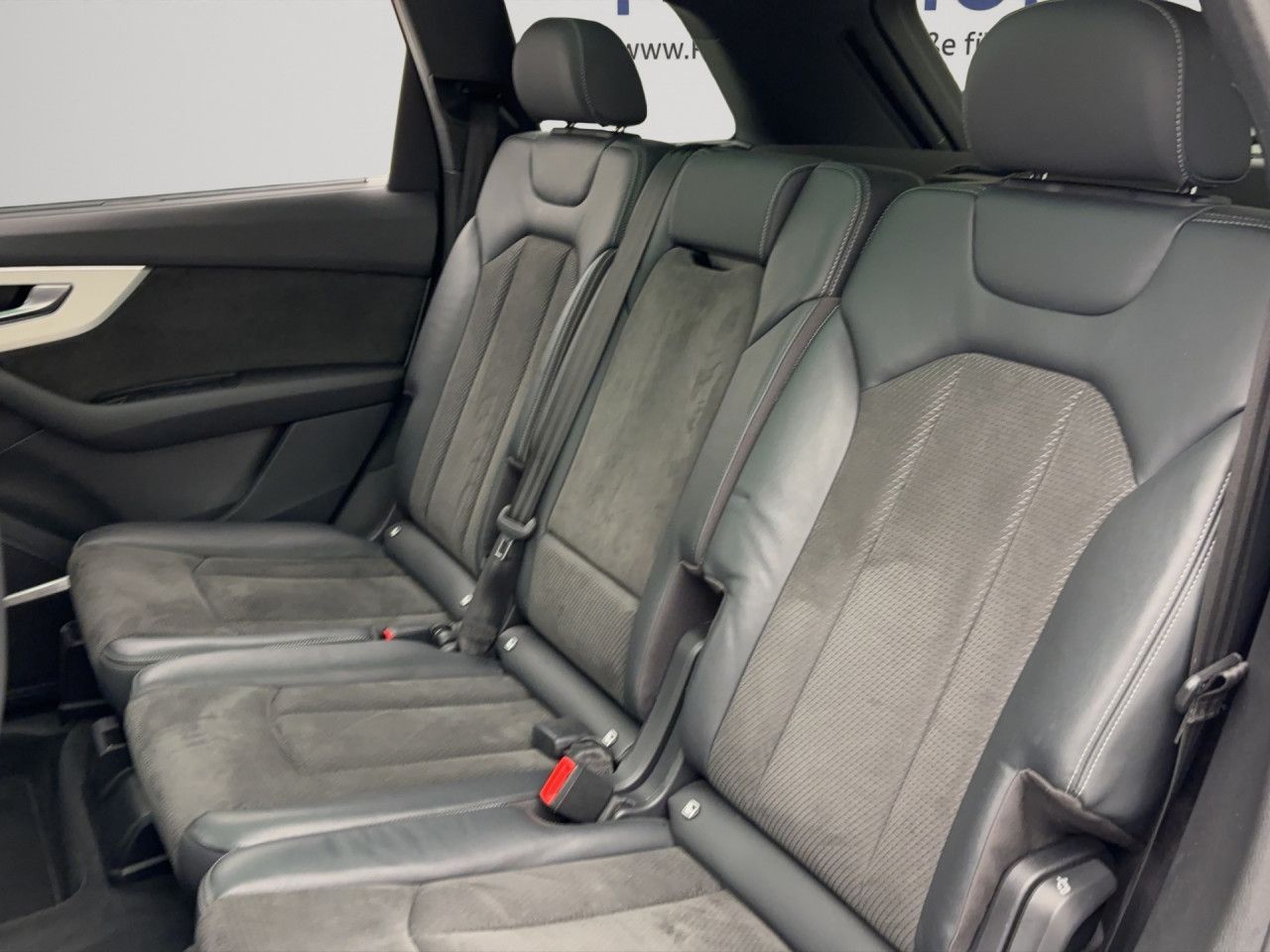 Audi Q7 55 TFSie q. S-linePano AHK Matrix