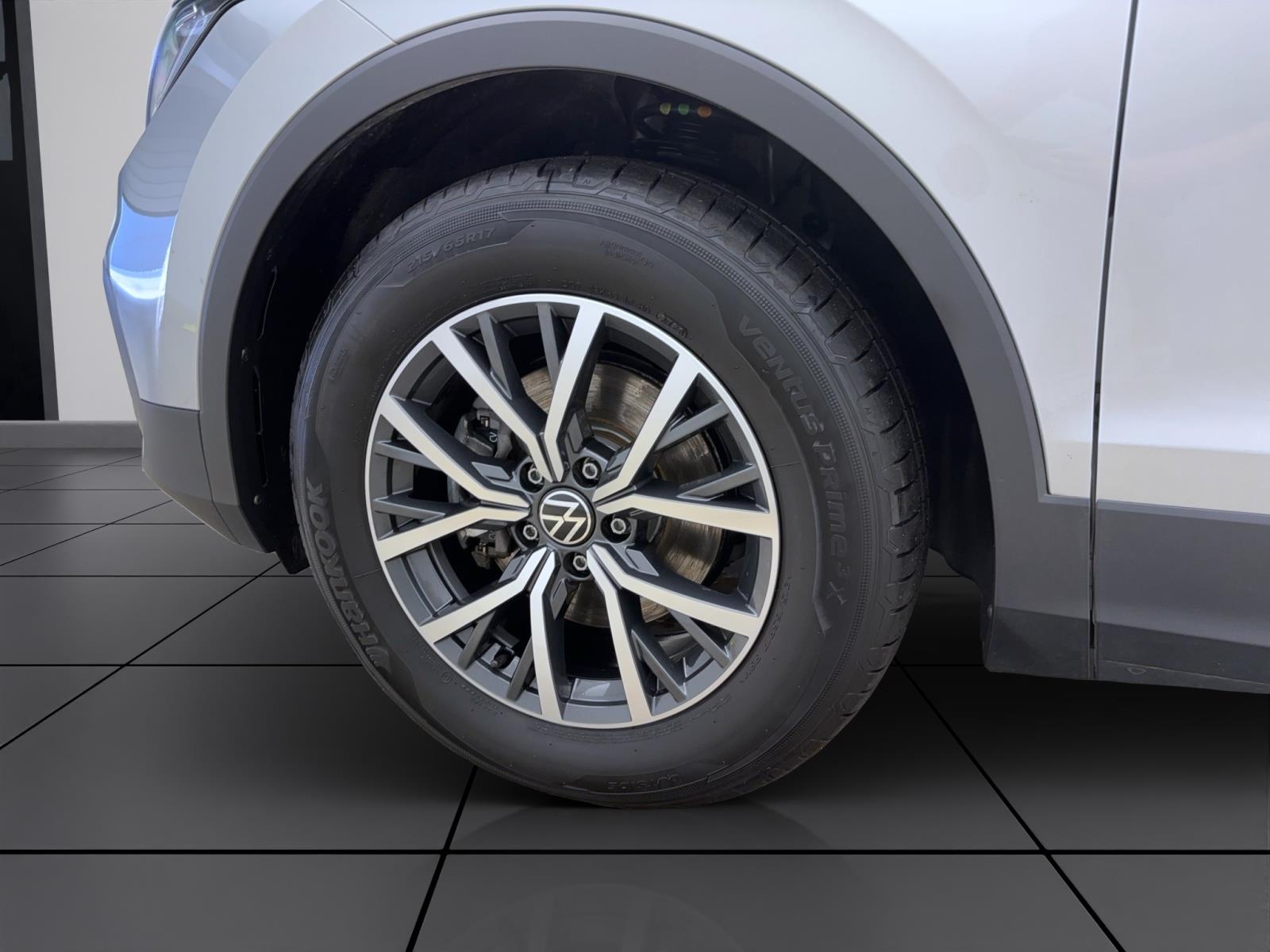 Volkswagen Tiguan 2.0 TDI DSG LIFE ACC PDC KAMERA LED