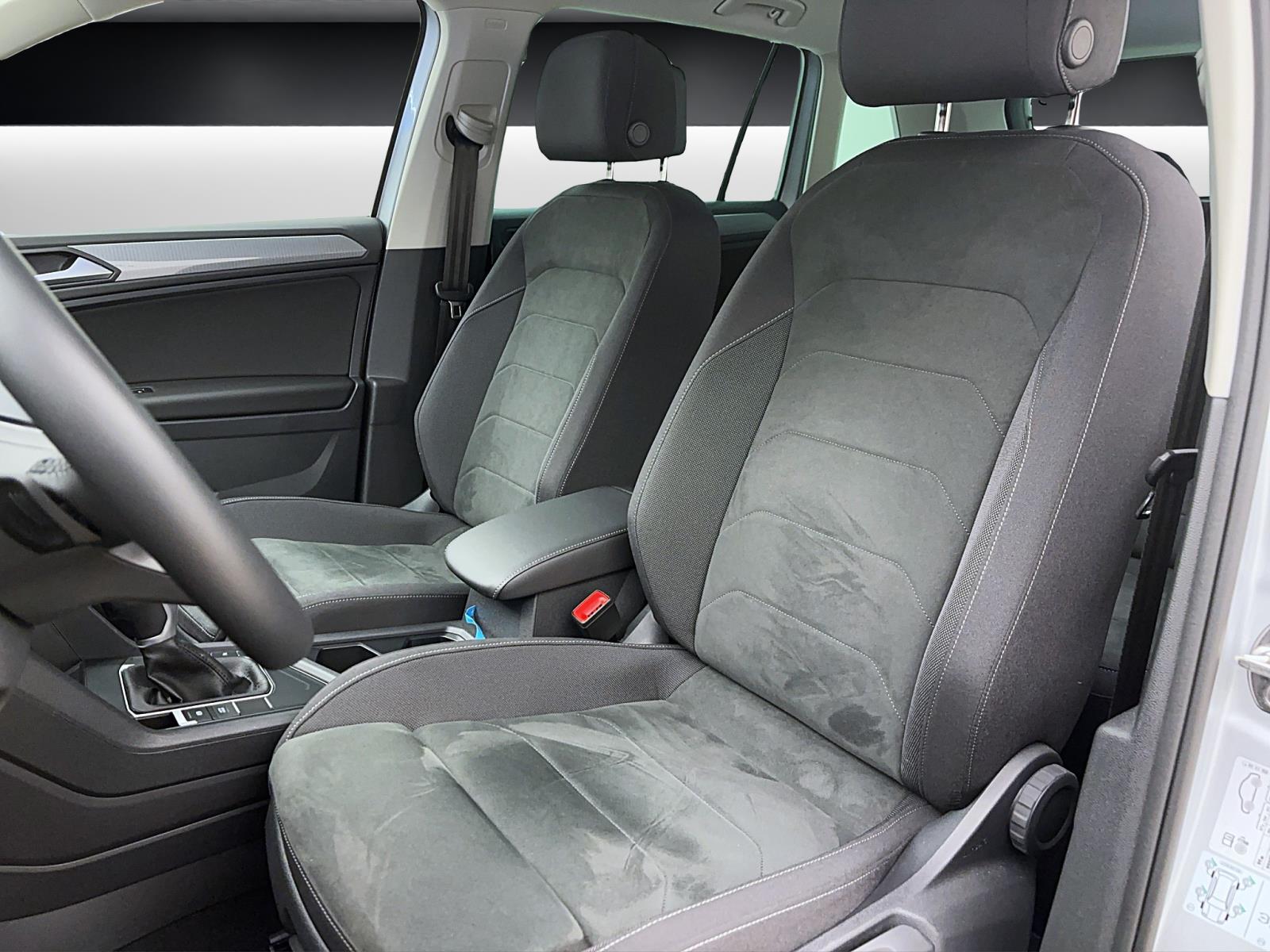 Volkswagen Tiguan 2.0 TDI DSG LIFE ACC PDC KAMERA LED