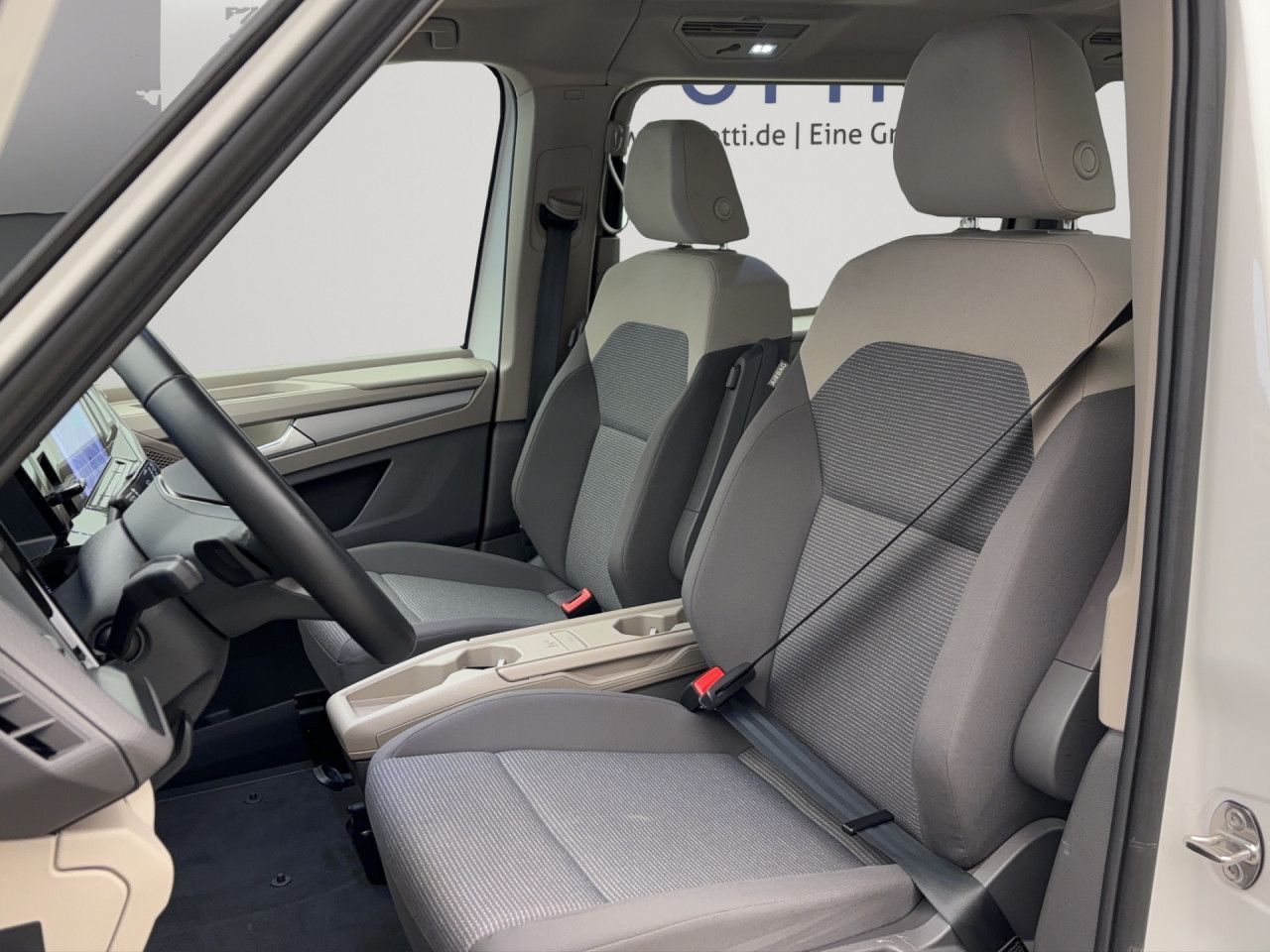 Volkswagen T7 Multivan 7-Sitzer2,0 DSG TDI AHK/Navi/LED