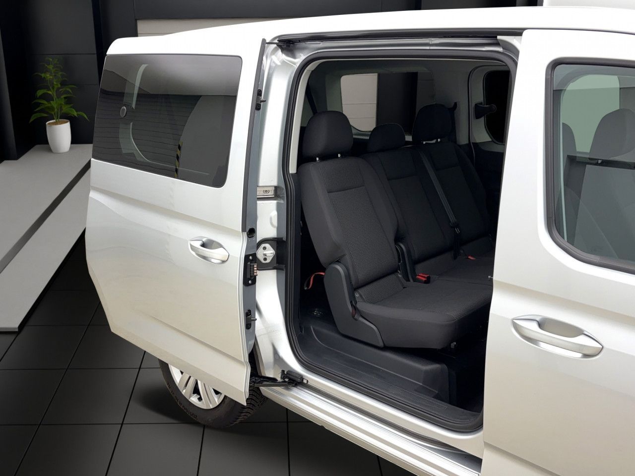 Volkswagen Caddy Maxi 5 2,0 TDI Navi/AHK