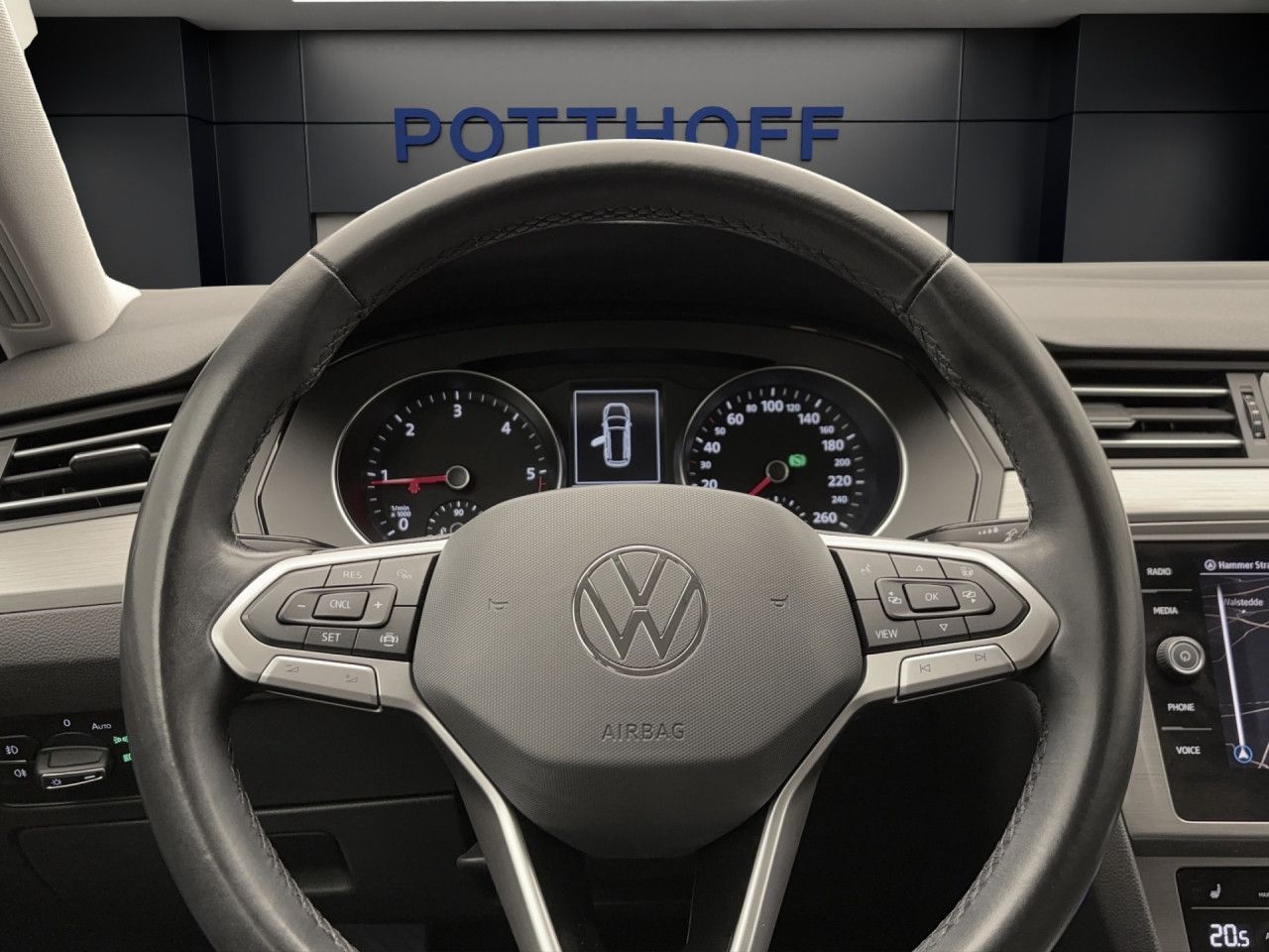 Volkswagen Passat Variant 2.0 TDI DSG Navi LED RearView LaneAssist