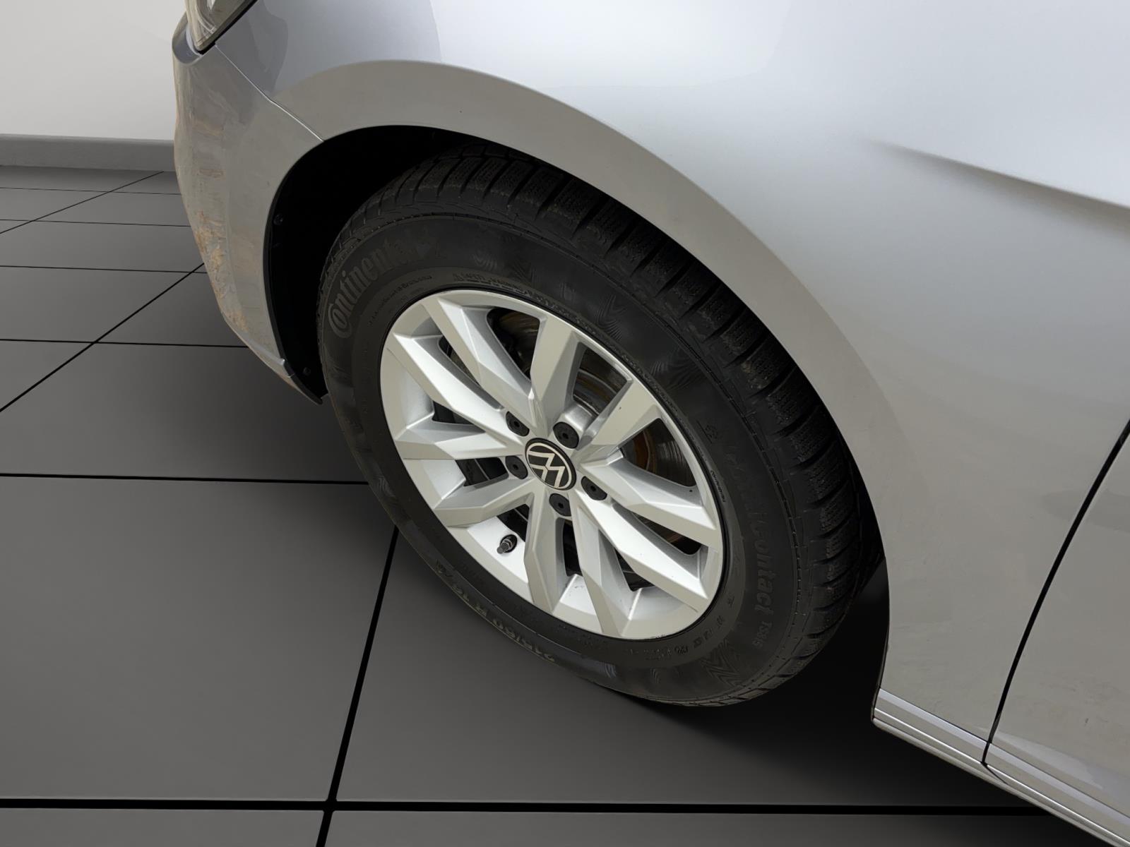 Volkswagen Passat Variant 1.5 TSI DSG BusinessNavi AHK ACC LED LaneAssist