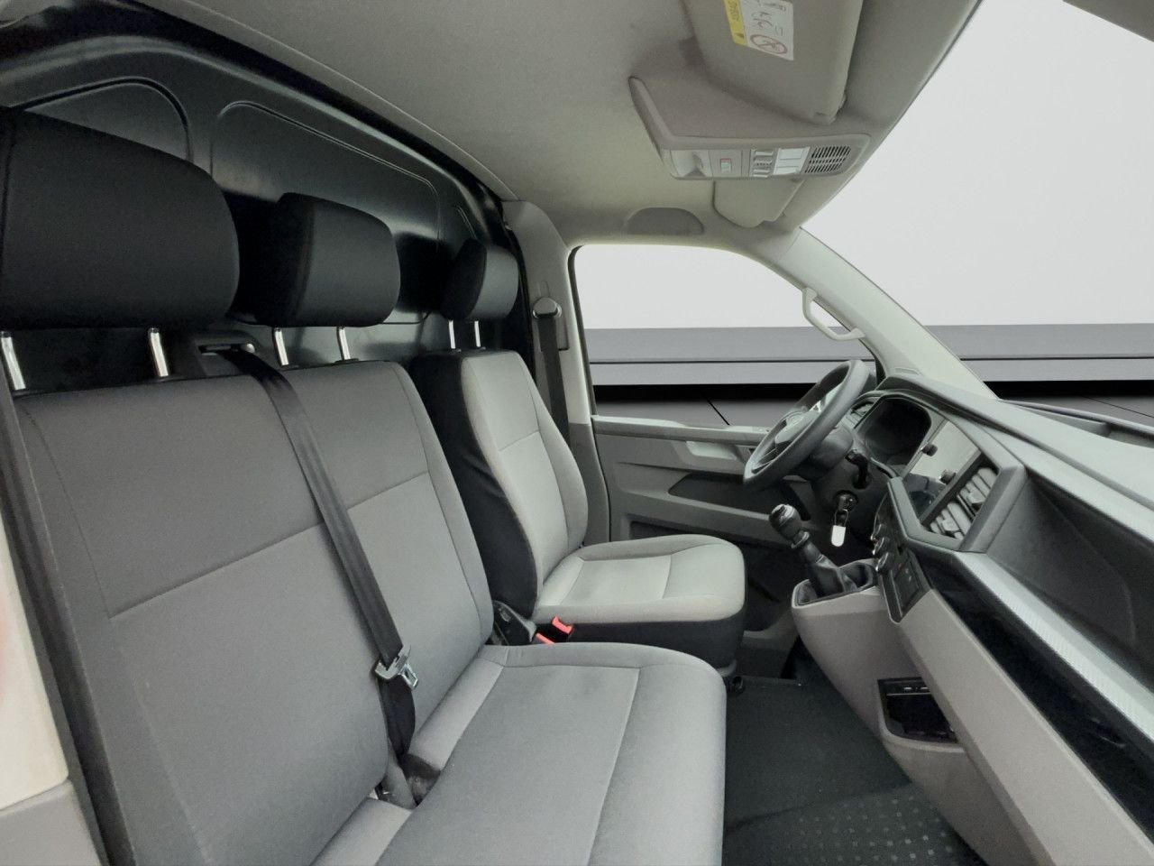 Volkswagen T6.1 Transporter Kasten 2,0 TDI Navi/AHK/Klima