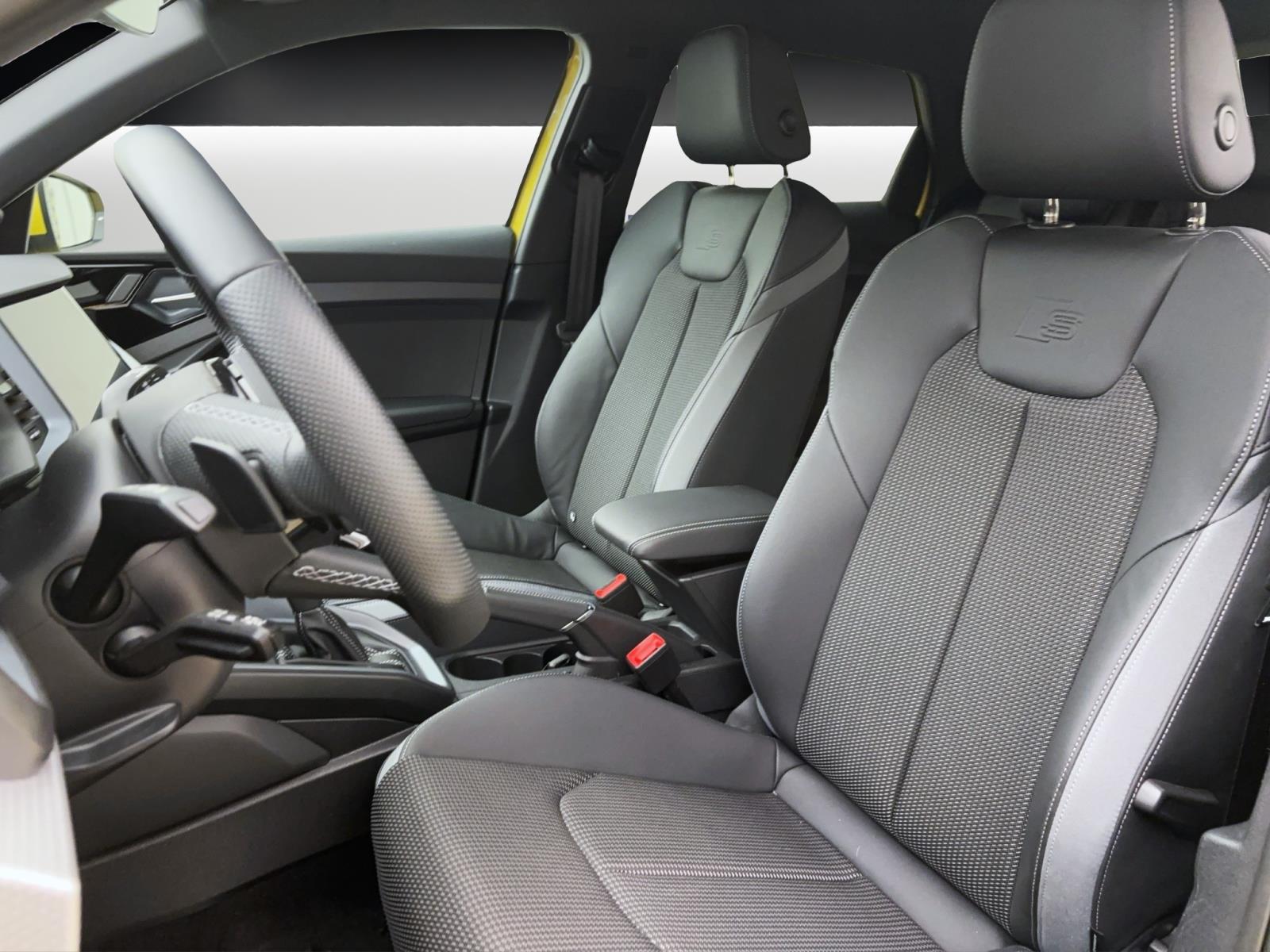 Audi A1 Sportback 30 TFSi S-lineACC LED NaviPlus