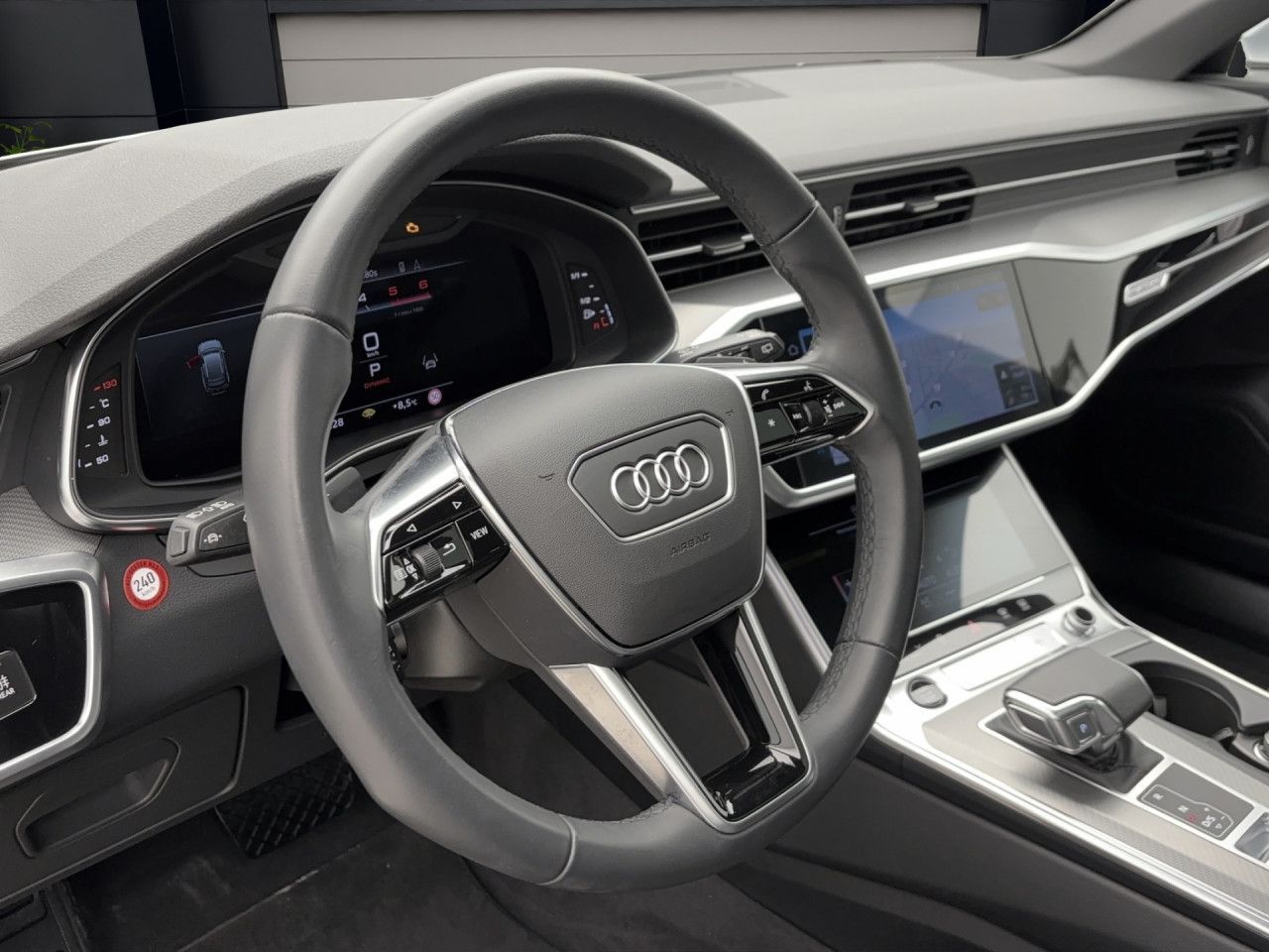 Audi A6 Avant 40 TDi q. sportMatrix Pano 20Zoll