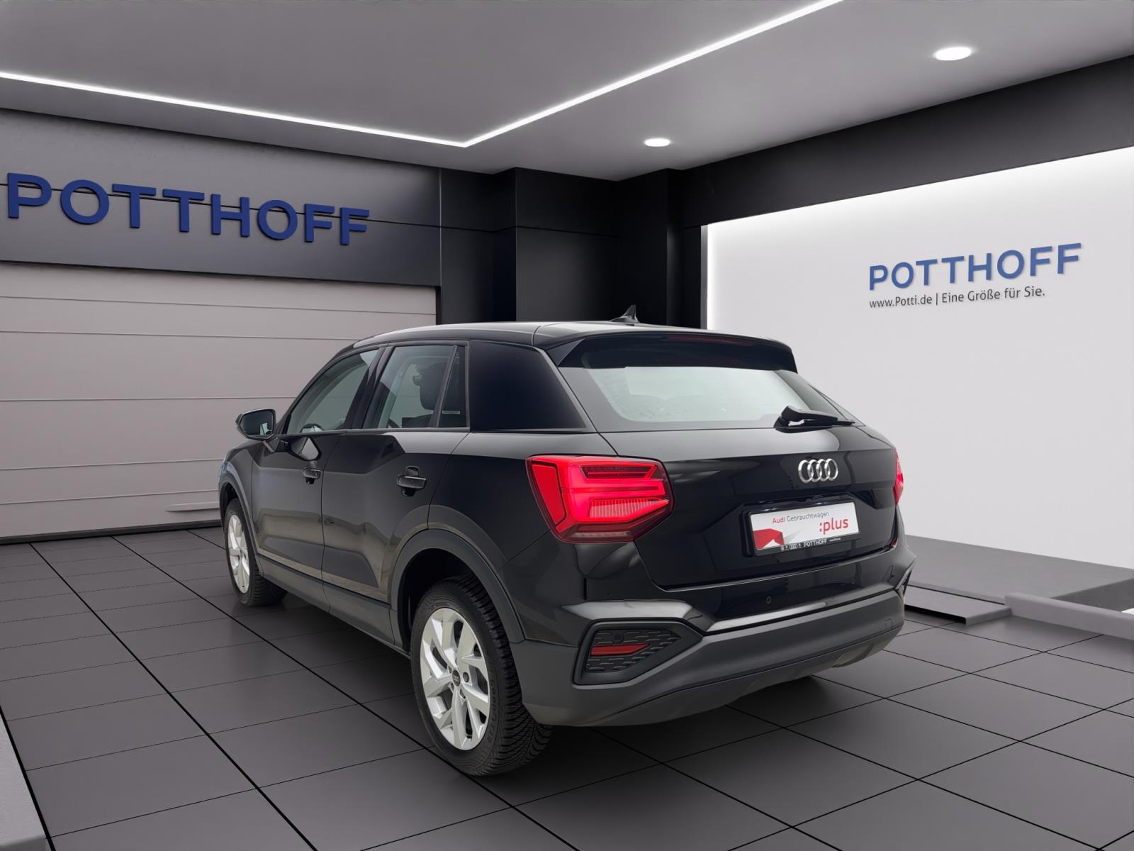 Audi Q2 30 TFSi AHK Matrix Navi RearAssist