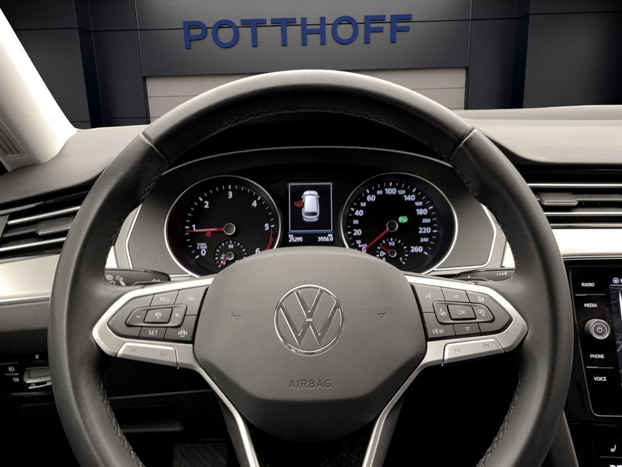 Volkswagen Passat Variant 2.0 TDI DSG Elegance Navi AHK LED RearView Sitzhzg