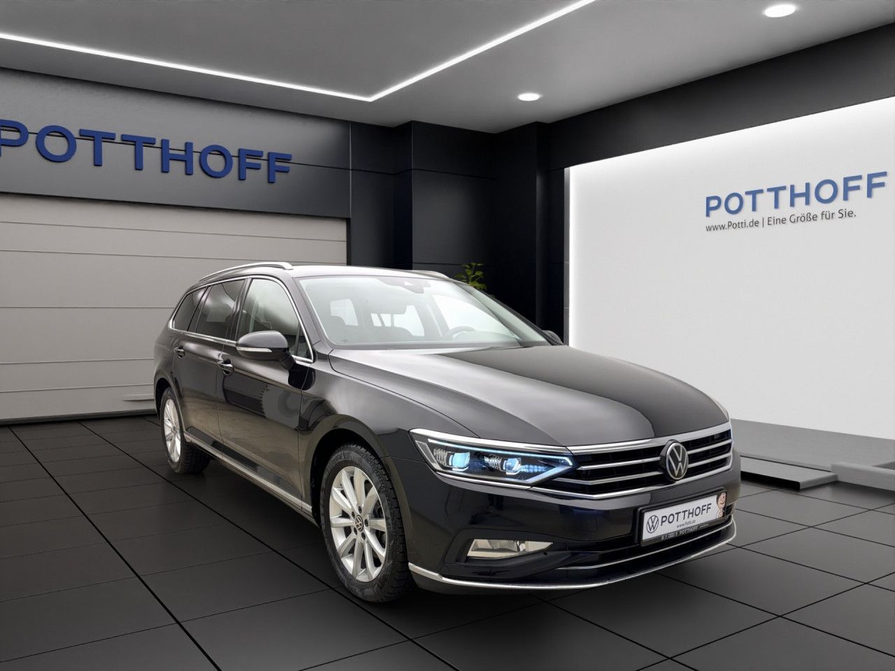 Volkswagen Passat Variant 2.0 TDI DSG Elegance Navi AHK IQ.Light ACC RearView