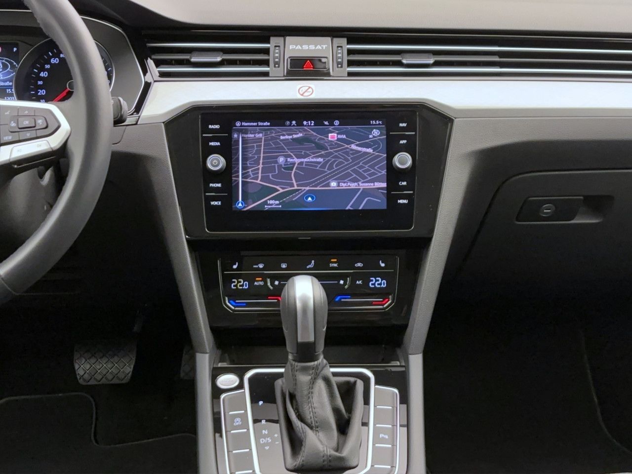 Volkswagen Passat Variant 2.0 TDI DSG BusinessNavi AHK ACC LED