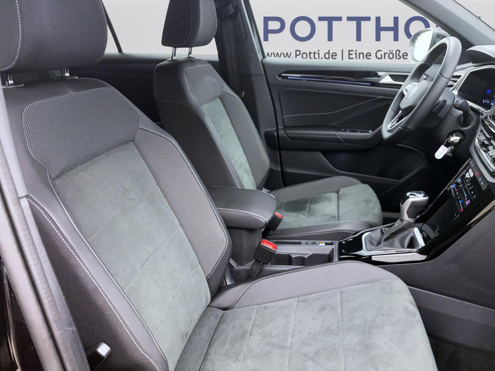 Volkswagen T-Roc 2.0 TDI DSG R-Line Navi AHK LED+ Sitzhzg