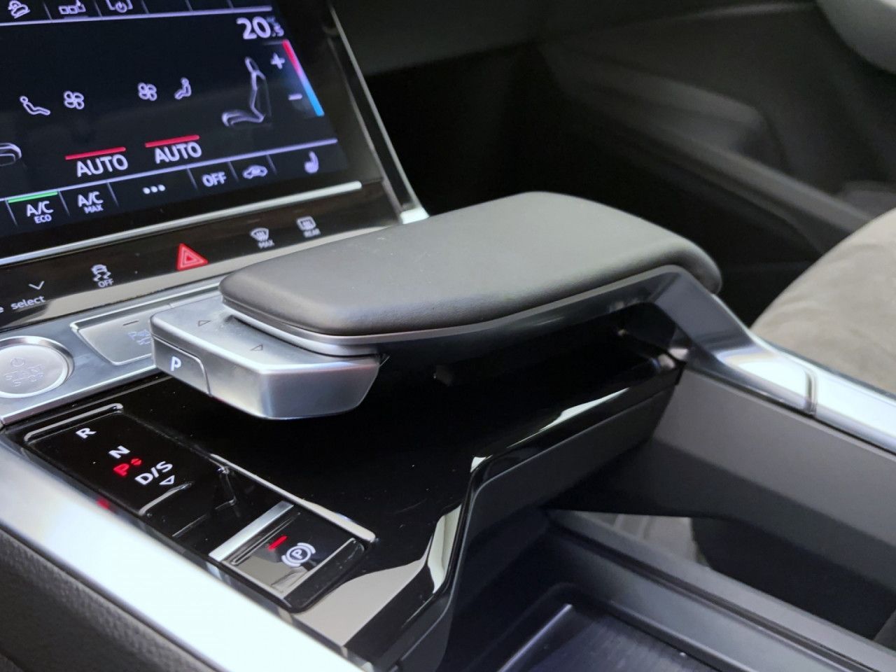 Audi e-tron 50 ACC Alcantara