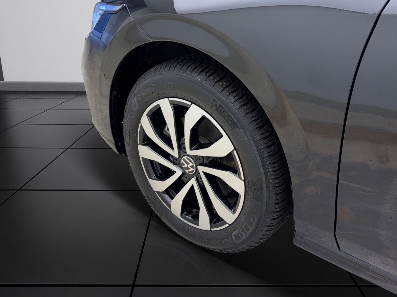 Volkswagen Golf 8 1.5 TSI ActiveStandhzg Navi ACC LED+