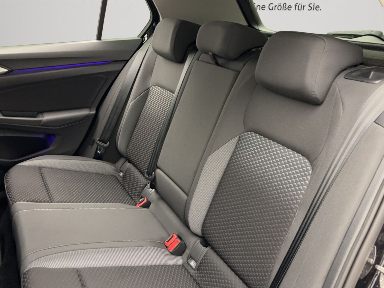 Volkswagen Golf 8 1.5 TSI ActiveStandhzg Navi ACC LED+