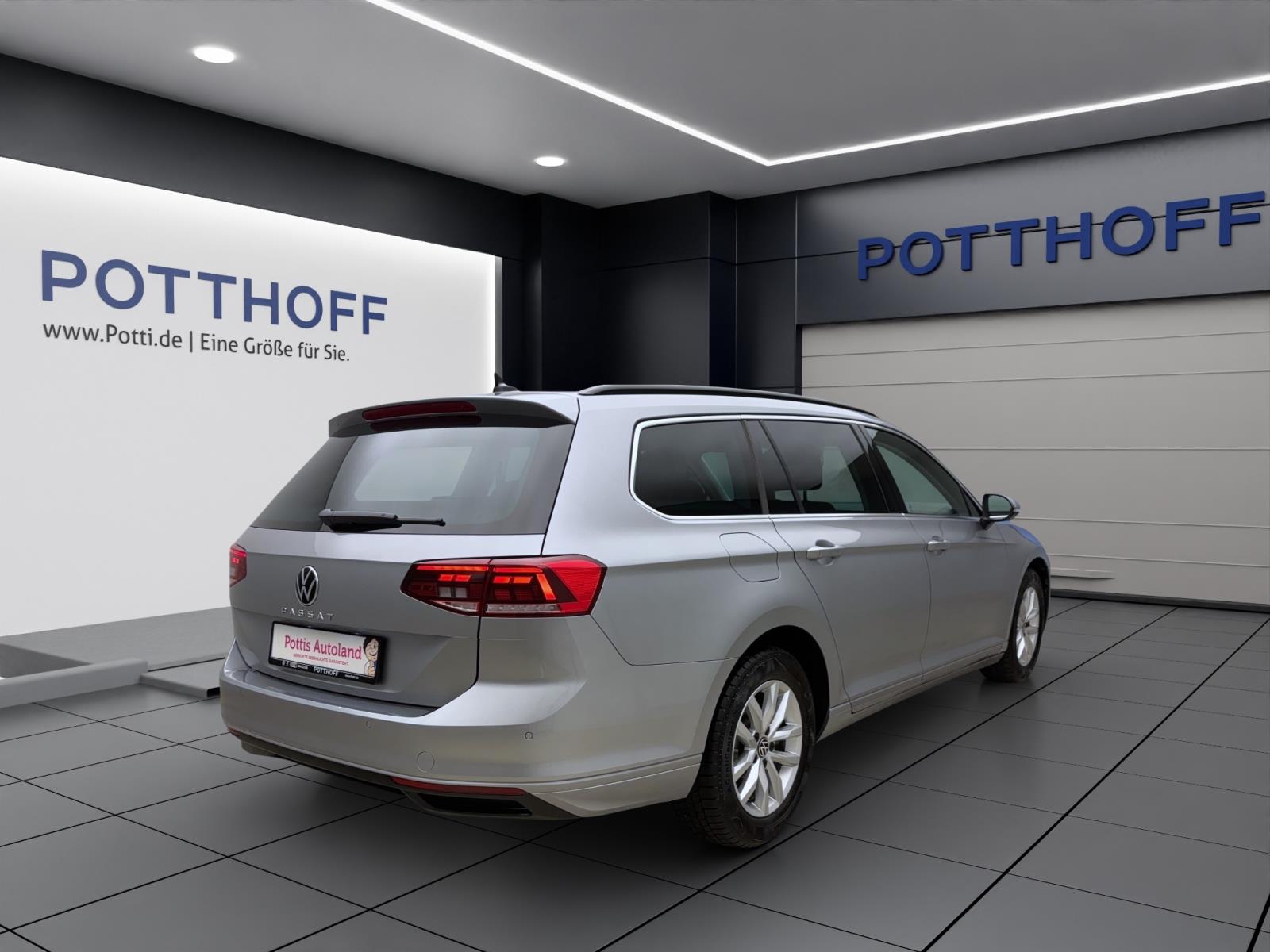 Volkswagen Passat Variant 1.5 TSI DSG Business Navi AHK ACC LED Sitzhzg